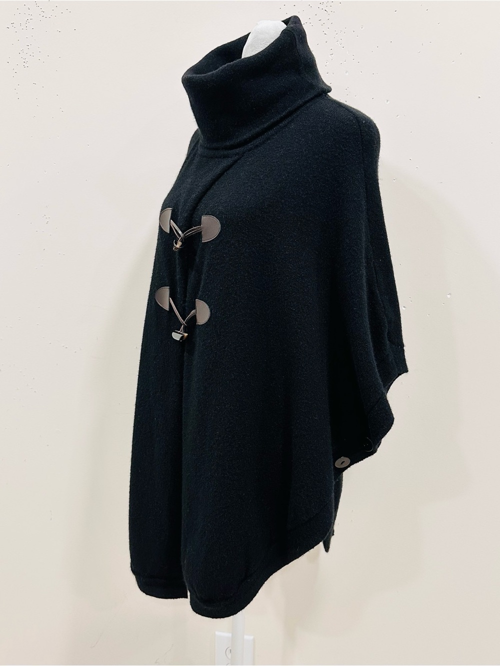Cashmere Company Italy Wool Cashmere Black Toggle Poncho Cape Knit Coat Sz M L